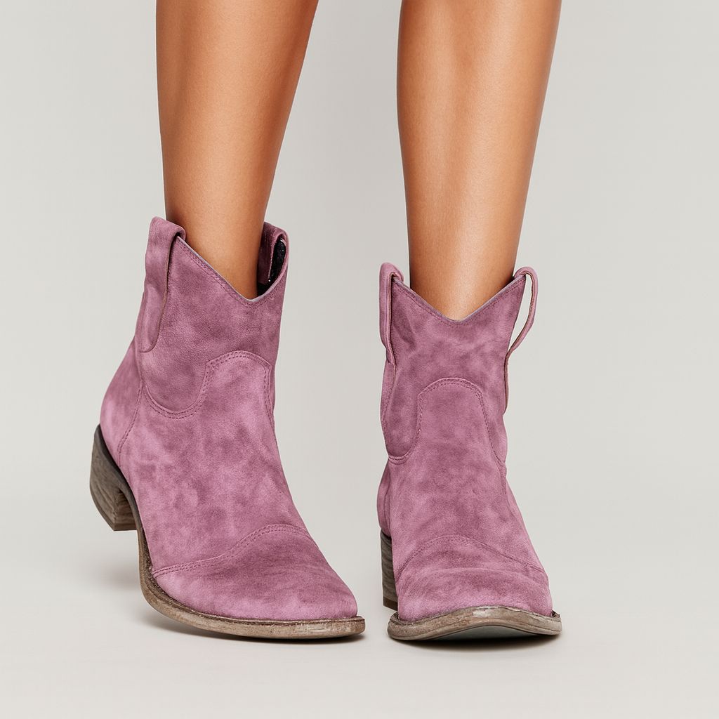 Carlotta – Suede Boots
