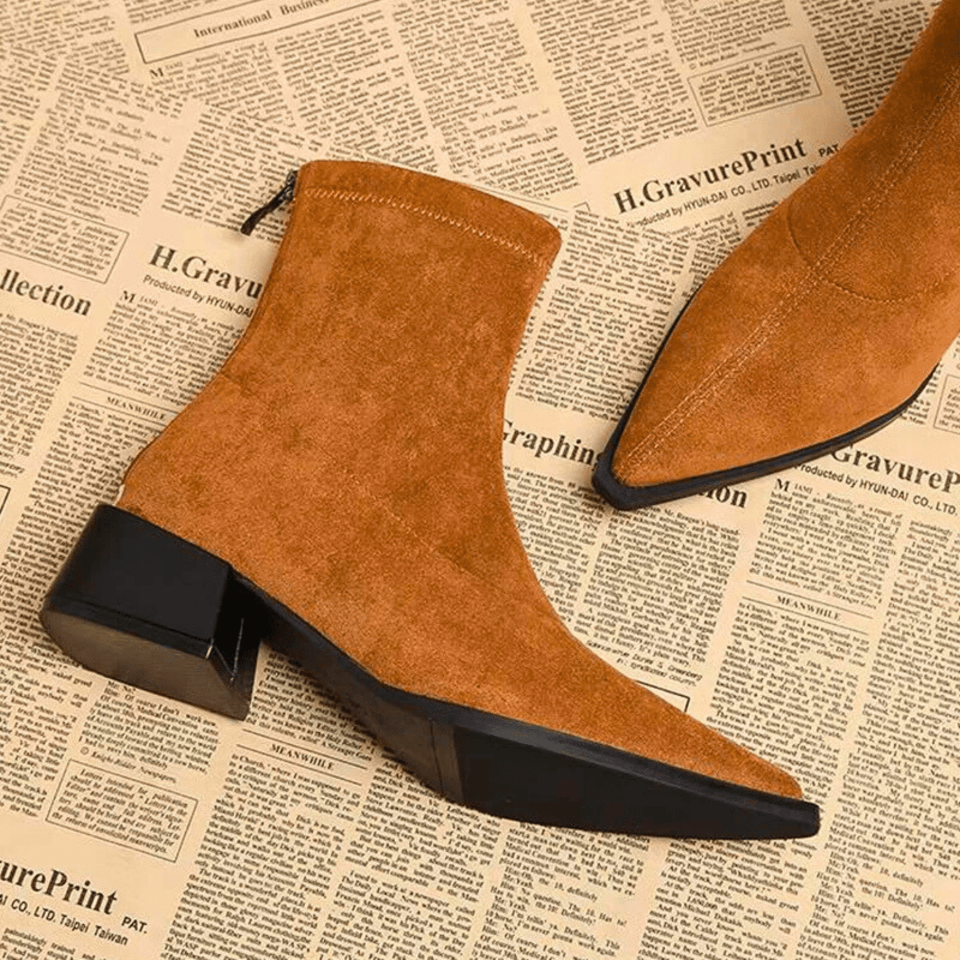Lucy | Elegant Suede Ankle Boots